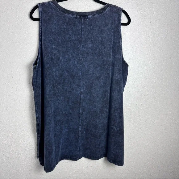 Zenana Outfitters Women's Sleeveless Tank Top - Dark Blue - Picture 5 of 5